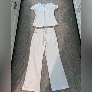 Scrubology Scrub Set - White